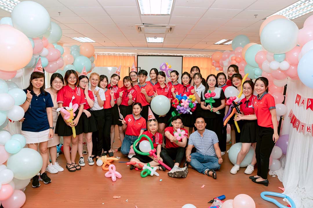 full tap huan kfc da nang 10