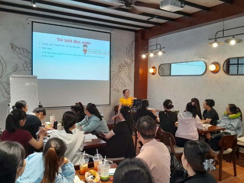 Khóa học hỗ trợ trẻ khó khăn học tập