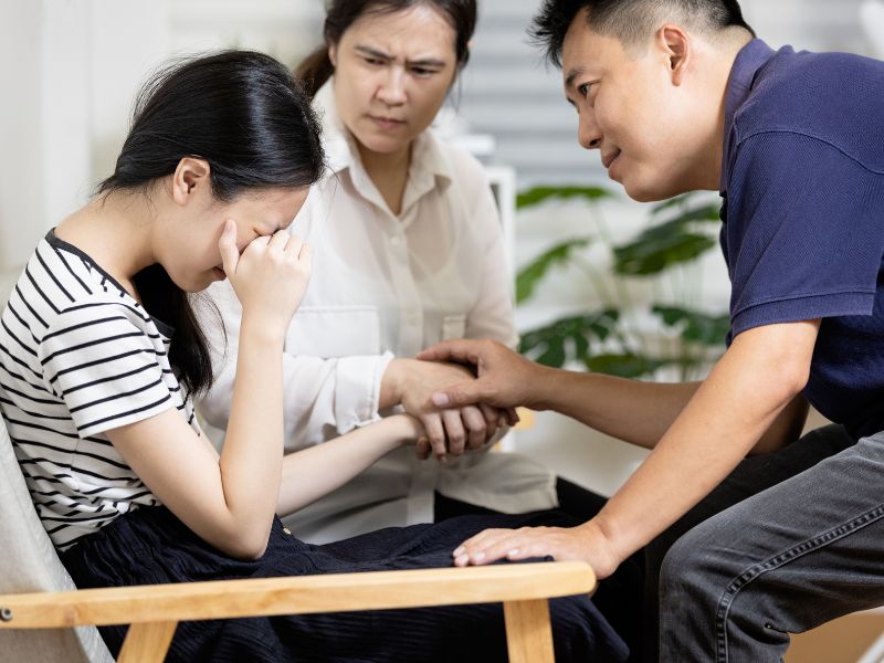Cách nói chuyện với con theo từng độ tuổi