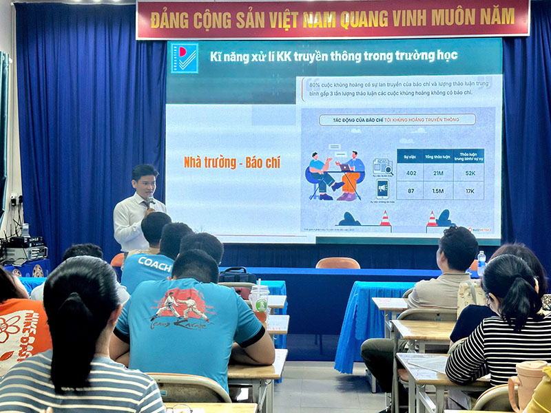 Chuyên đề: “Xử lý khủng hoảng truyền thông trong giáo dục”