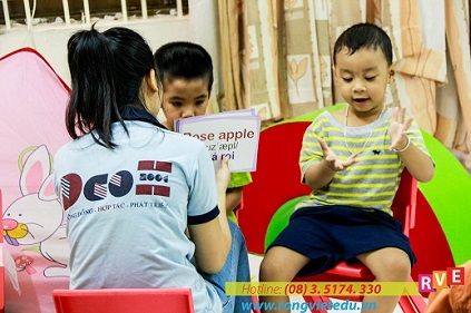 cach day tre kem tap trung 2