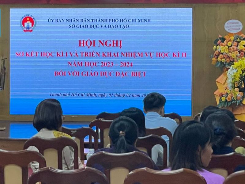 Hội nghị Sơ kết học kỳ I đối với Giáo dục Đặc biệt